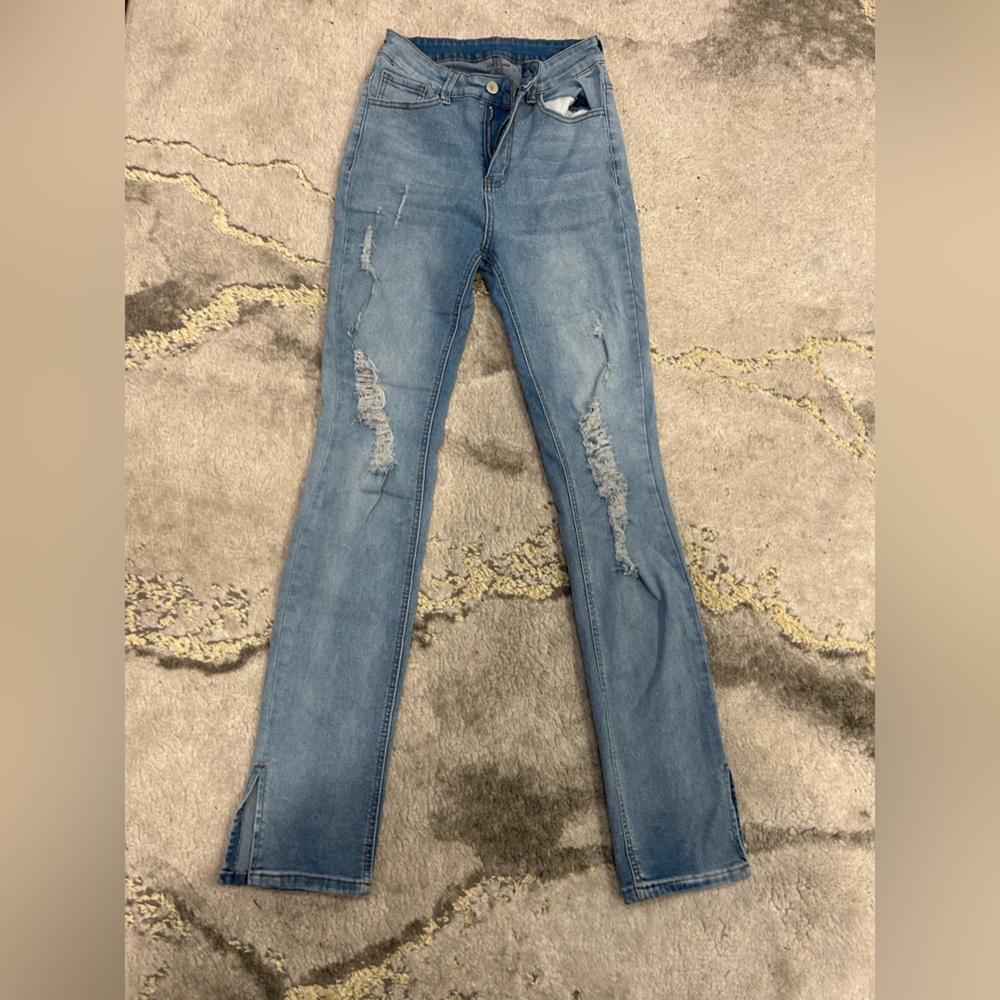 SHEIN SXY Ripped Slit Hem Skinny Jeans (Light Wash)
